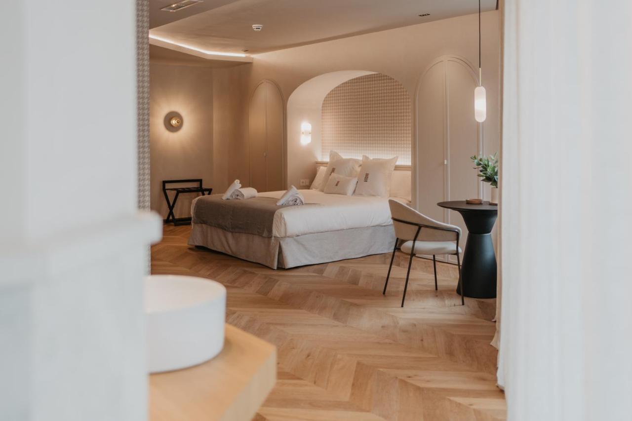 Hotel Petit Luxe Terrassa Zewnętrze zdjęcie